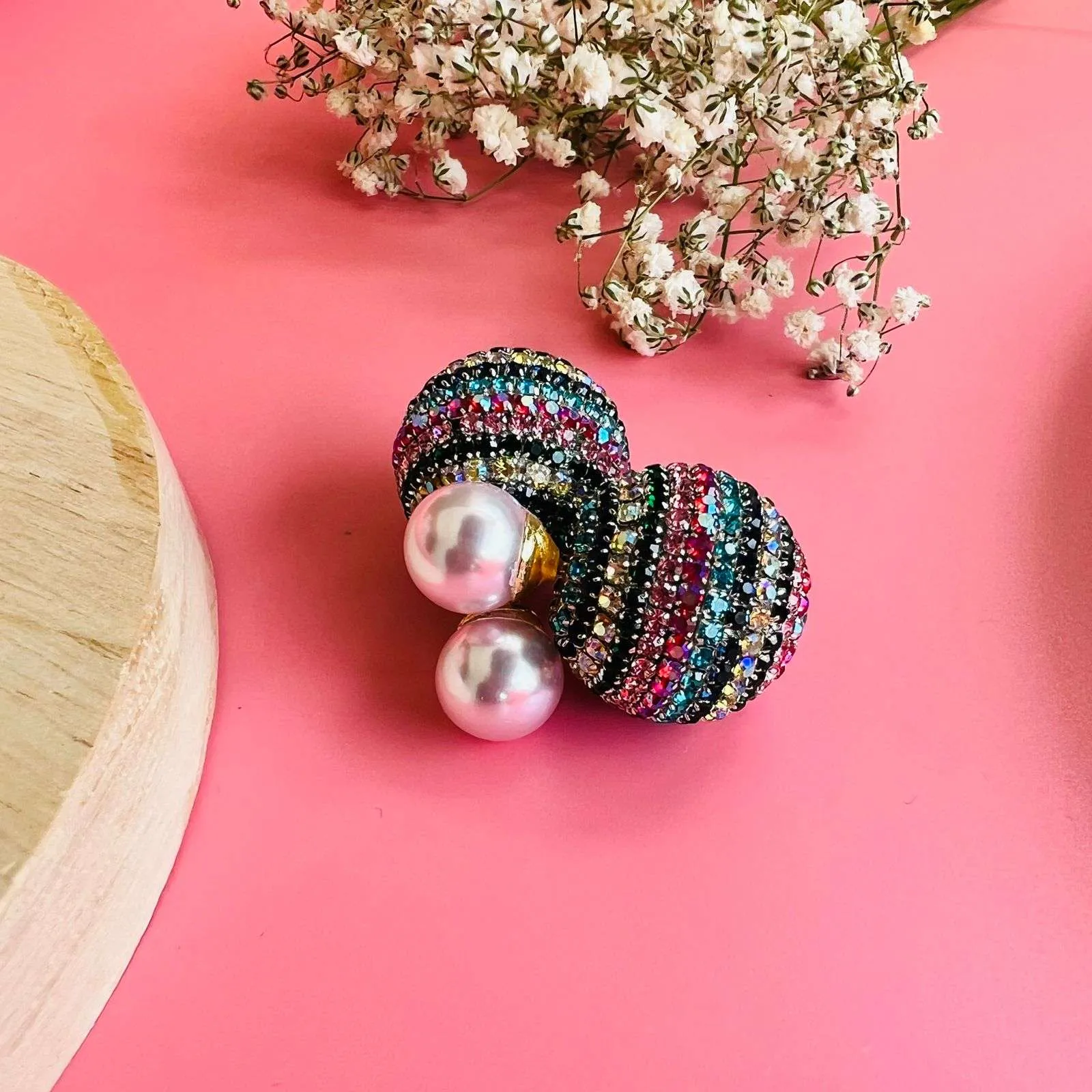 layla majestic studs
